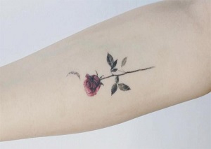 پاک کردن تاتو و خالکوبی