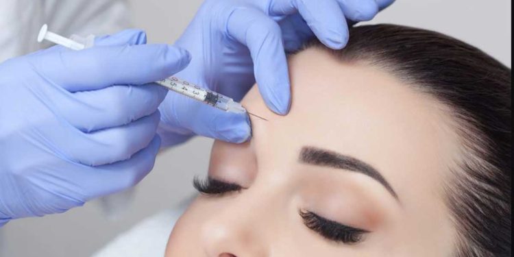 تاثیر شگفت‌انگیز مزواکسین برای رفع چین و چروک پیشانی