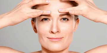 از بین بردن چروک پیشانی با ماساژ