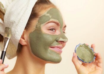 بوتاکس خانگی با خاک رس و گلاب