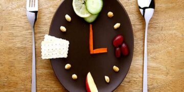 بهترین زمان خوردن صبحانه برای لاغری