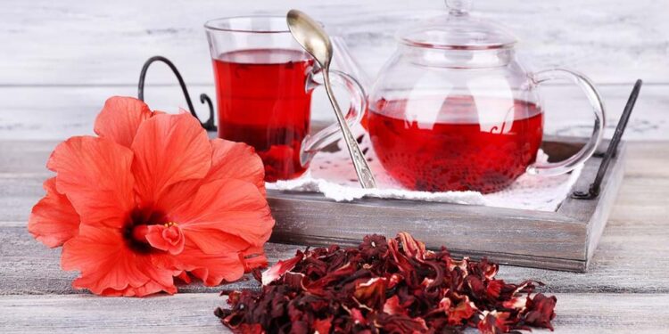 بهترین زمان مصرف چای ترش برای لاغری شکم و پهلو