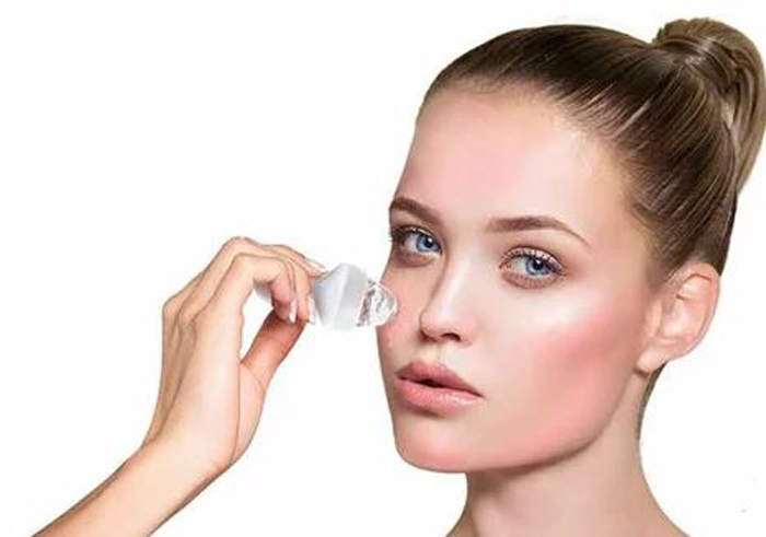 بوتاکس صورت با یخ سیب زمینی