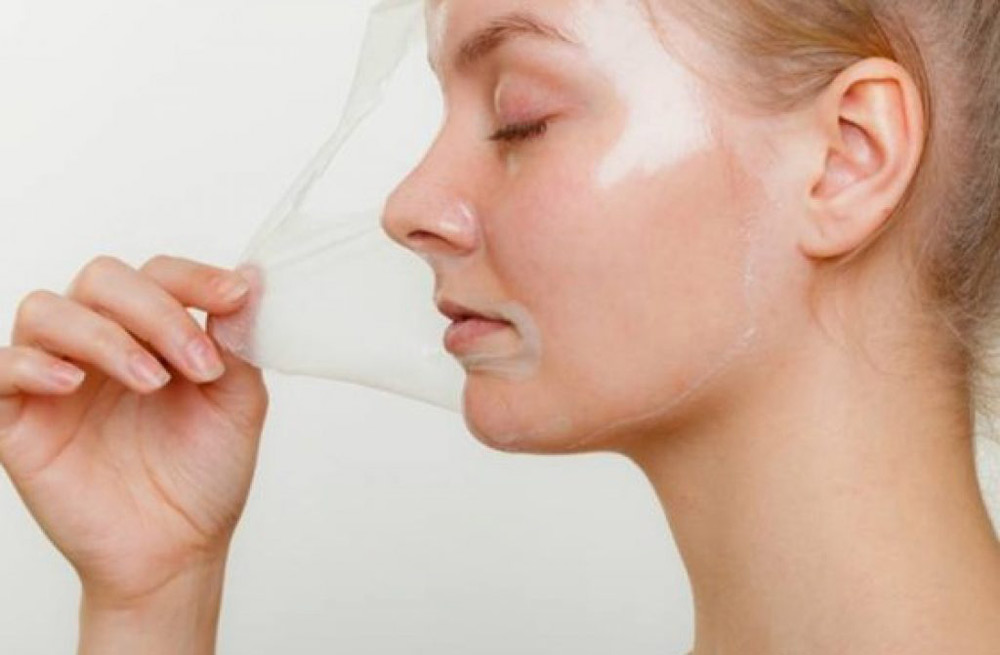 بوتاکس صورت با ژلاتین و گلاب