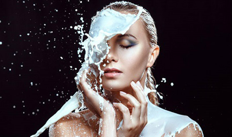 بوتاکس خانگی شیر خشک و گلاب