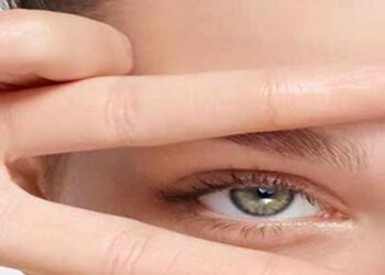 چطور گلاب لیفت پلک ایجاد می‌کند