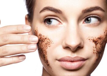 بوتاکس خانگی تخم کتان، گلاب، دارچین و ماست