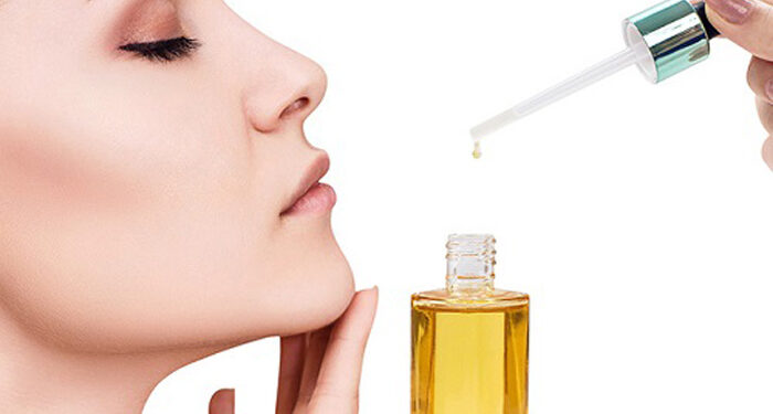 روغن اسکوالان برای جوانسازی زیر چشم