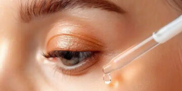 روغن هسته زردآلو برای جوانسازی زیر چشم