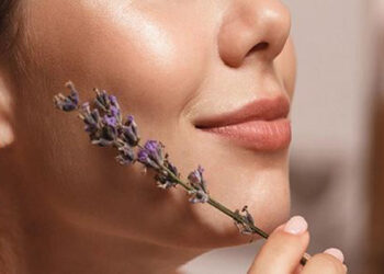 بوتاکس خانگی با روغن اسطوخودوس