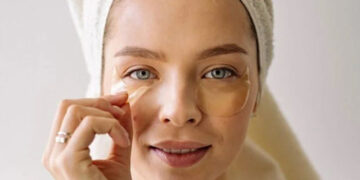 جوانسازی زیر چشم با موم عسل و چای سبز