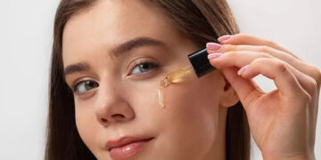 بهترین روغن ضد چروک دور چشم