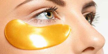زردچوبه برای چروک دور چشم