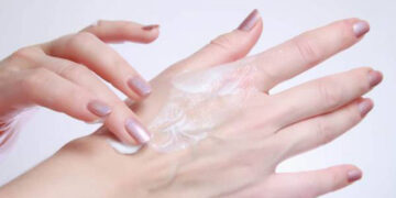 سفید شدن پوست دست در یک هفته
