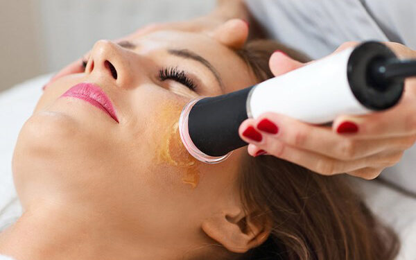 پلاژن صورت برای شادابی