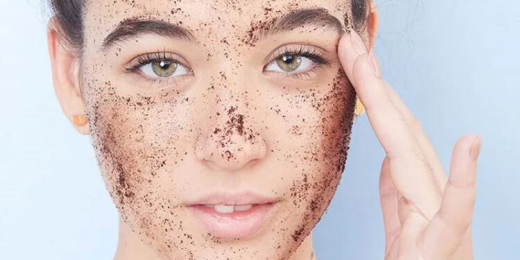 لایه برداری پوست صورت