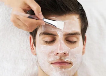 پاکسازی پوست آقایان