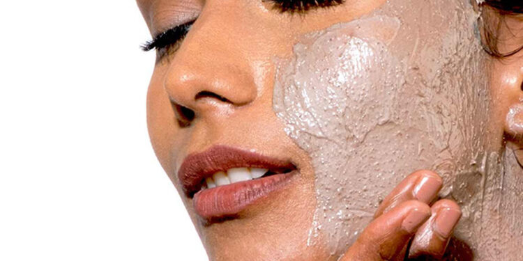 اسکراب صورت خانگی