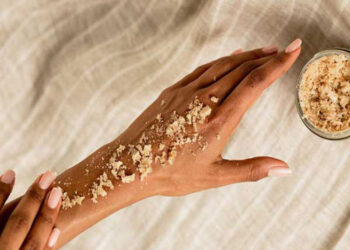 اسکراب بدن خانگی