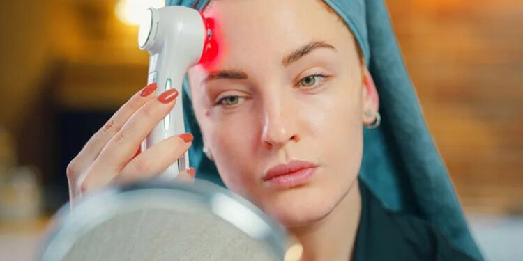 بهترین دستگاه خانگی جوانسازی پوست