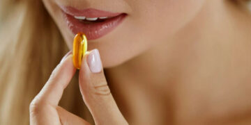 بهترین قرص برای سفتی پوست صورت