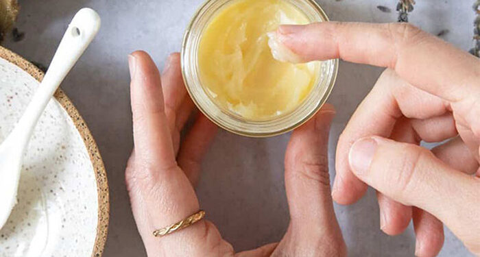 بهترین روش خانگی جوانسازی پوست دست